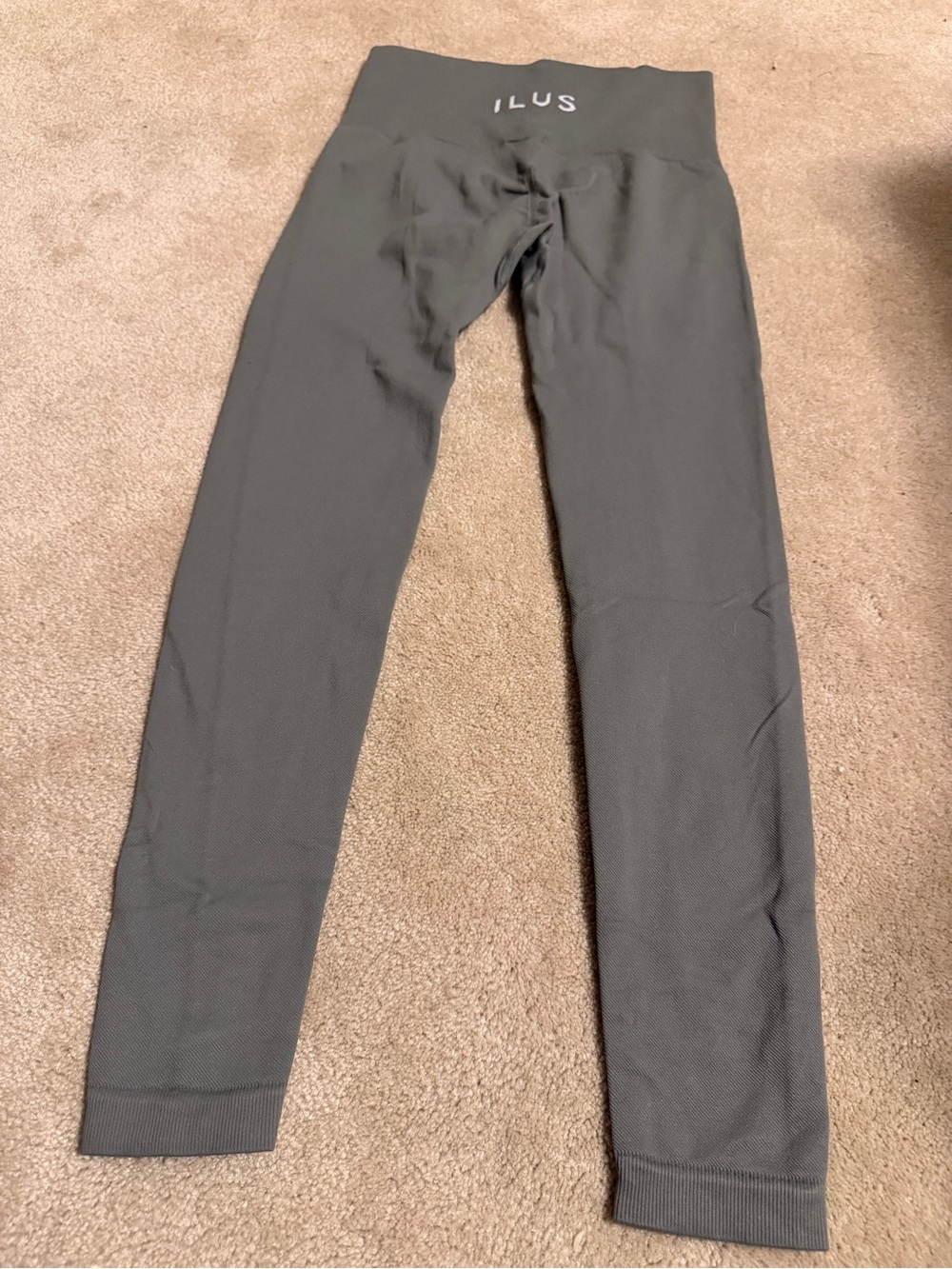 ILUS Label SeamLUX Intensify Leggings - Agave - Size S
